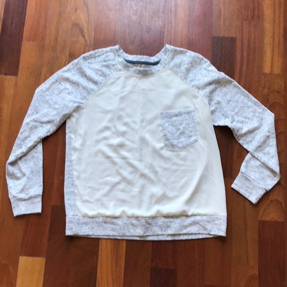 Lou & Grey Pocket Sweatshirt, Small